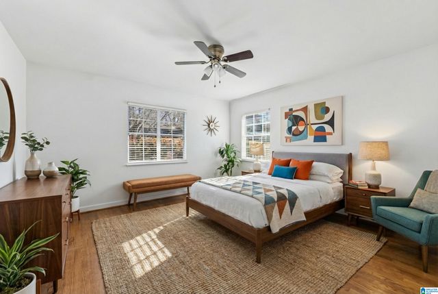 5956 CRESTWOOD CIRCLE, Birmingham, AL 35212