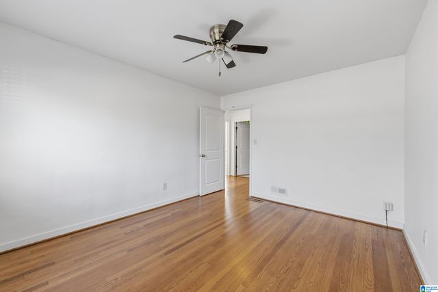 5956 CRESTWOOD CIRCLE, Birmingham, AL 35212