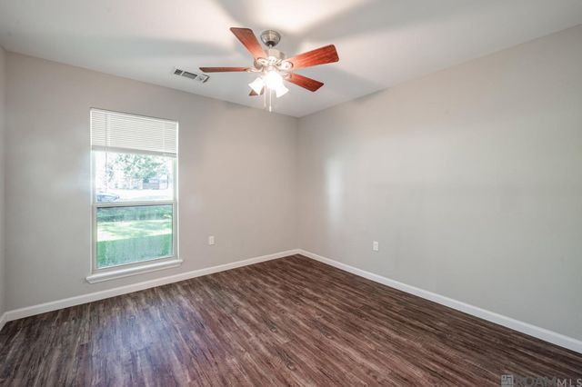 11818 Pheasantwood Dr, Central, LA 70714