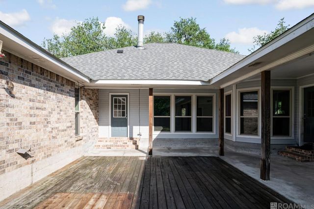 11818 Pheasantwood Dr, Central, LA 70714