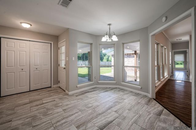 11818 Pheasantwood Dr, Central, LA 70714