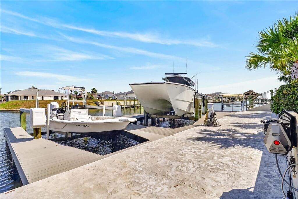 313 Porpoise Dr, Aransas Pass, TX 78336 — photo 5
