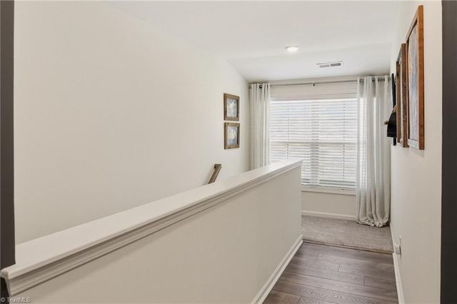 5138 Garnet Hill Drive, Clemmons, NC 27012