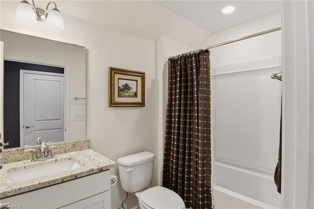 5138 Garnet Hill Drive, Clemmons, NC 27012