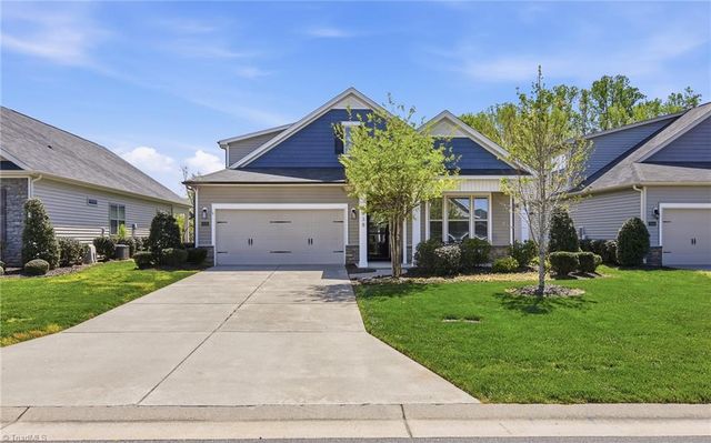 5138 Garnet Hill Drive, Clemmons, NC 27012