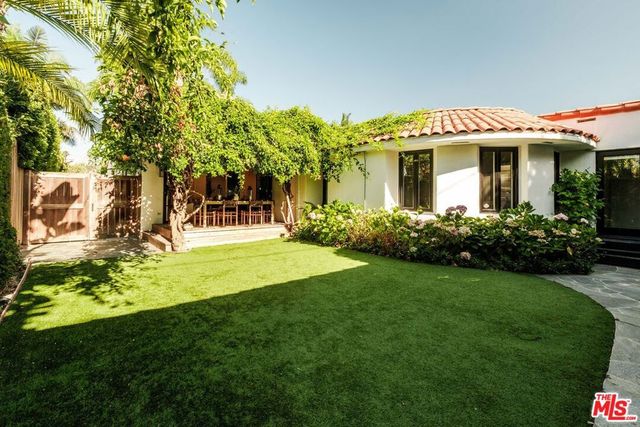 331 N Kilkea Drive, Los Angeles, CA 90048
