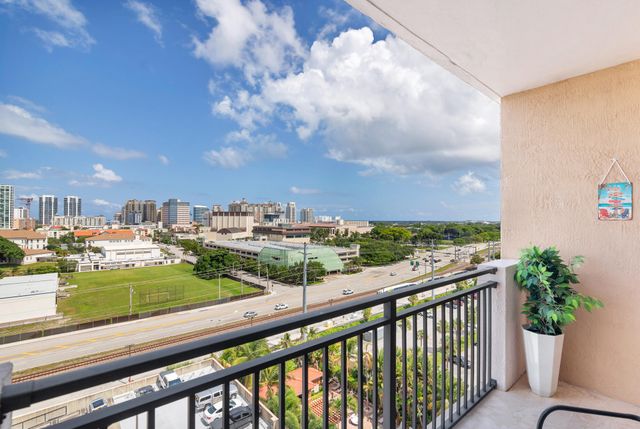 616 Clearwater Park Road 1107, West Palm Beach, FL 33401