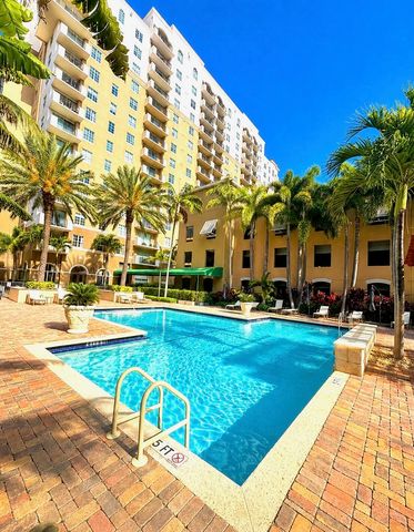 616 Clearwater Park Road 1107, West Palm Beach, FL 33401
