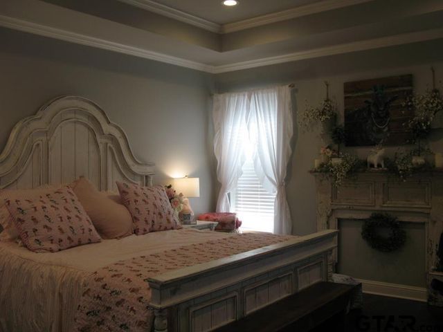 118 Nathan Dr, Chandler, TX 75758