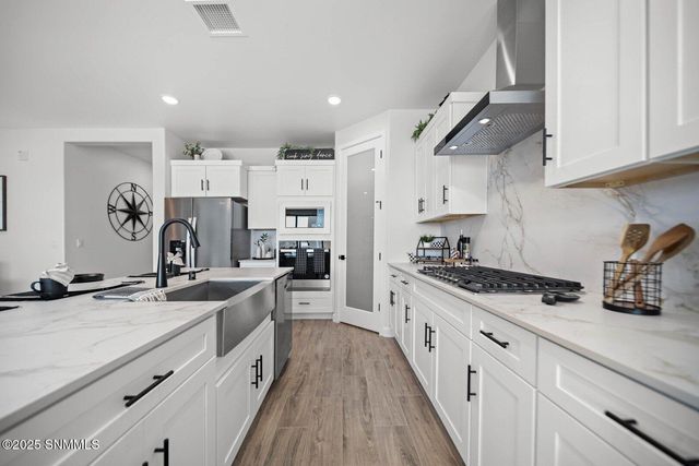 1088 San Cristobal Drive, Las Cruces, NM 88012