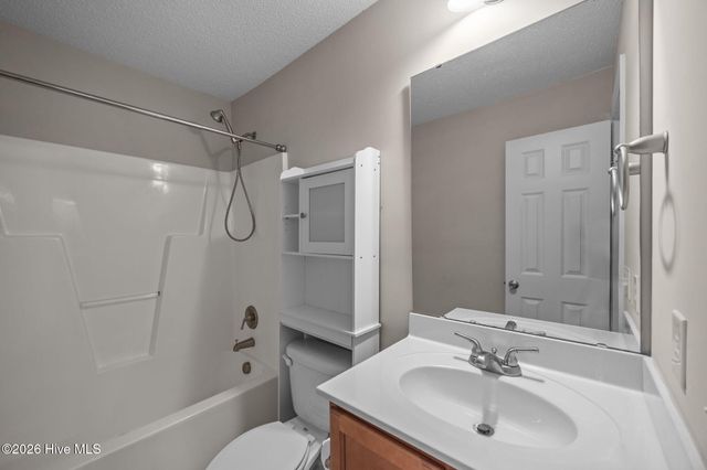 4259 Dudleys Grant Drive F, Winterville, NC 28590