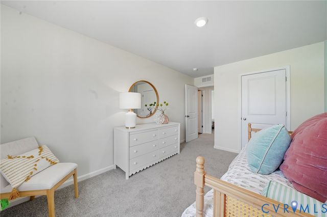 11070 Heron Creek Dr, North Prince George, VA 23860