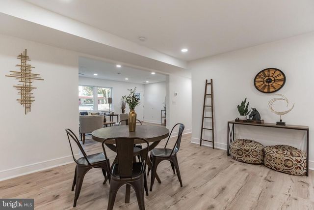 2213 WINDSOR CIR, Broomall, PA 19008