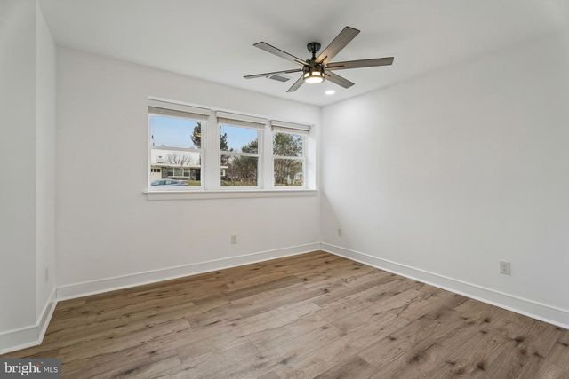 2213 WINDSOR CIR, Broomall, PA 19008