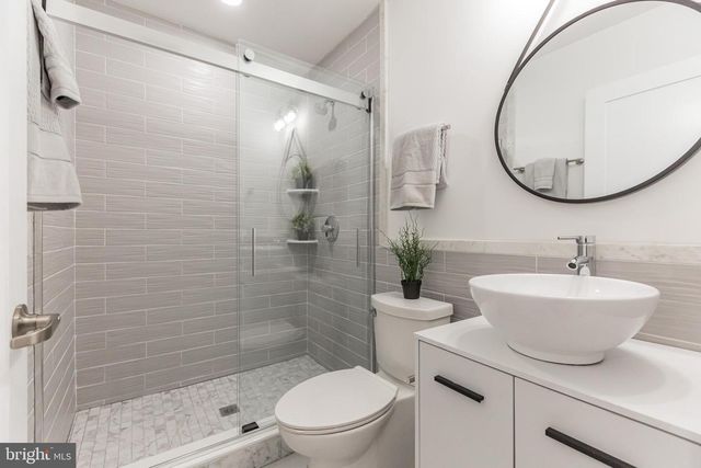 2213 WINDSOR CIR, Broomall, PA 19008