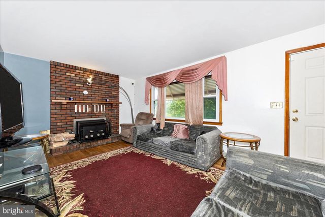 8018 SAGRAMORE RD, Baltimore, MD 21237