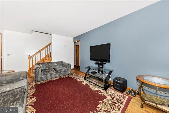 8018 SAGRAMORE RD, Baltimore, MD 21237