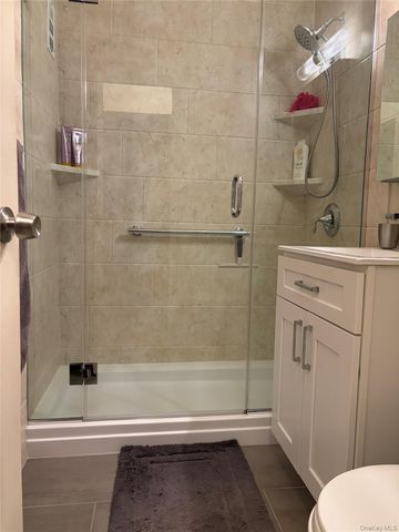 200 Atlantic Avenue 138, Lynbrook, NY 11563