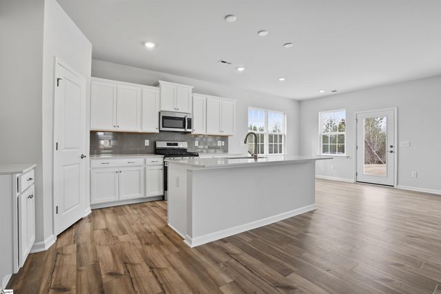 700 Hadley Place, Enoree, SC 29335