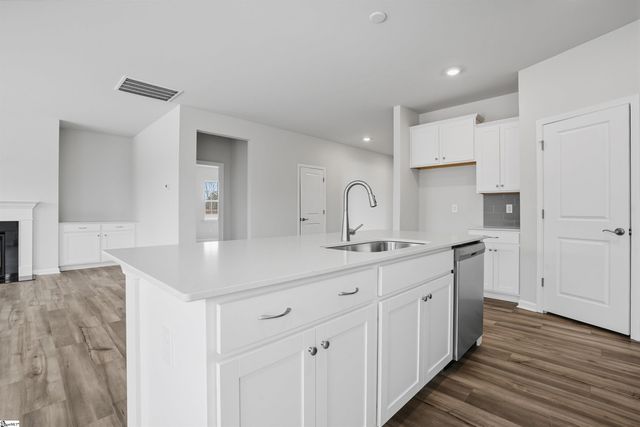 700 Hadley Place, Enoree, SC 29335