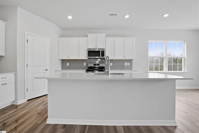 700 Hadley Place, Enoree, SC 29335