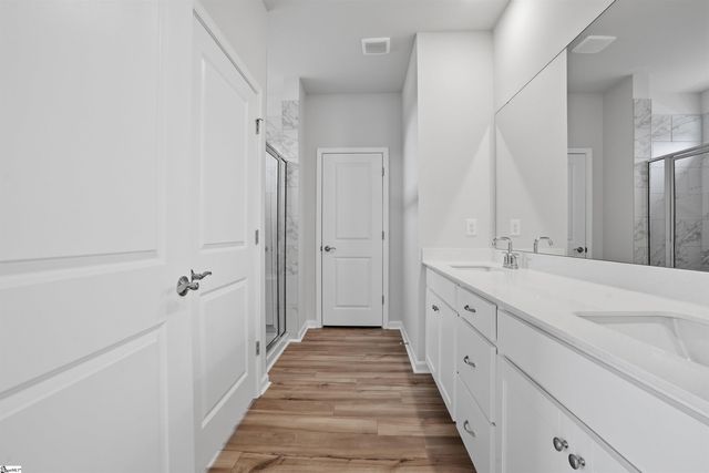 700 Hadley Place, Enoree, SC 29335