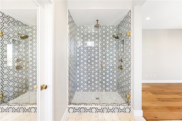 39 Ebb Tide Cir, Newport Beach, CA 92663