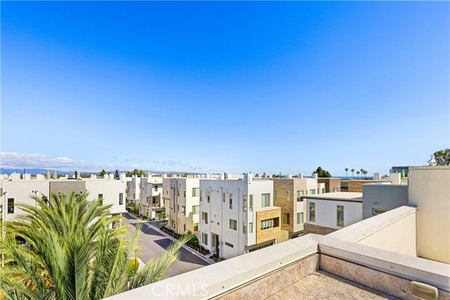 39 Ebb Tide Cir, Newport Beach, CA 92663