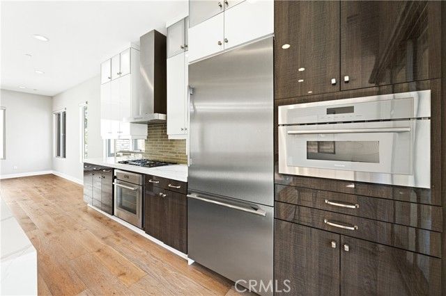 39 Ebb Tide Cir, Newport Beach, CA 92663