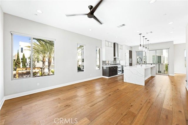 39 Ebb Tide Cir, Newport Beach, CA 92663