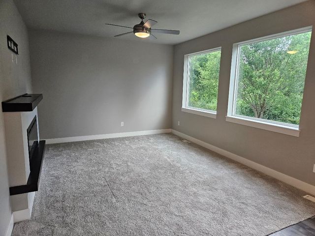 2813 Kestrel Street, Norwalk, IA 50211