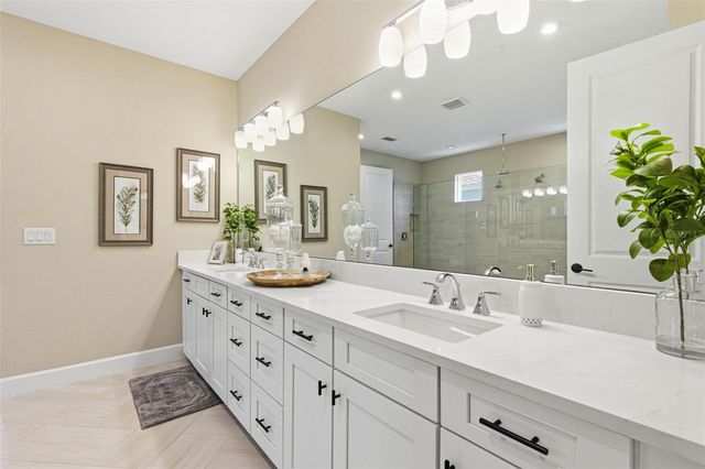 33332 CASTAWAY LOOP, Wesley Chapel, FL 33543