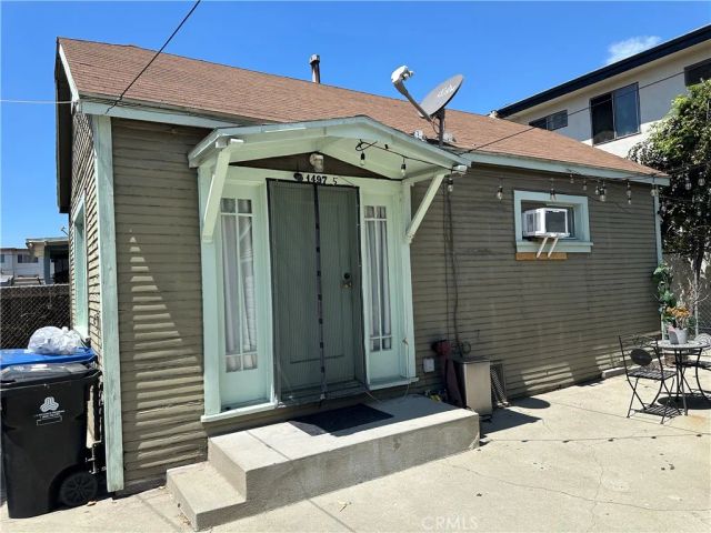 1497 W 27th, Los Angeles, CA 90007