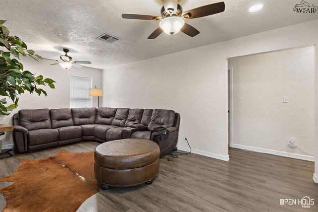 4636 JENNINGS AVENUE, Wichita Falls, TX 76310