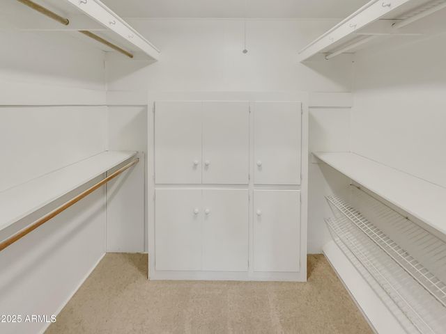 6633 W COLTER Street, Glendale, AZ 85301