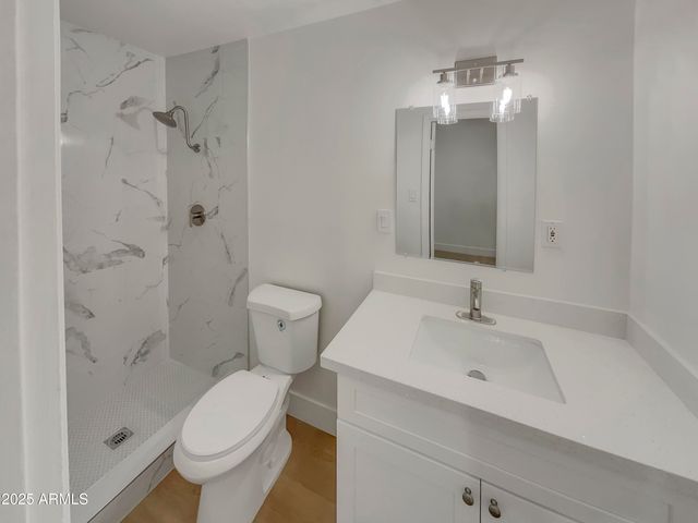 6633 W COLTER Street, Glendale, AZ 85301