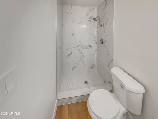 6633 W COLTER Street, Glendale, AZ 85301