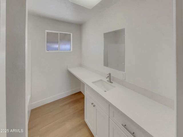 6633 W COLTER Street, Glendale, AZ 85301