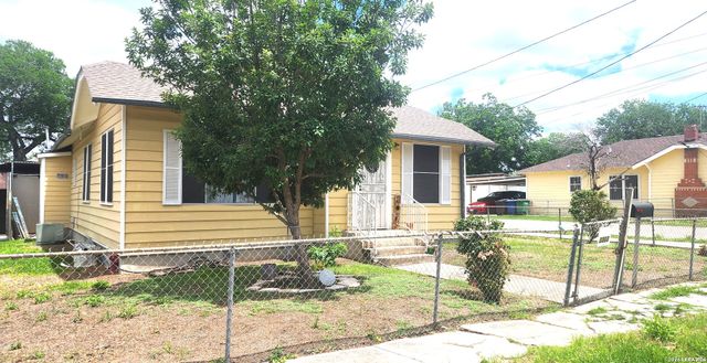 3303 W Travis St, San Antonio, TX 78207