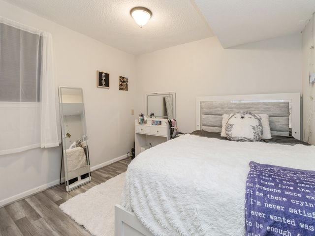 836 E 17th Street N, Newton, IA 50208