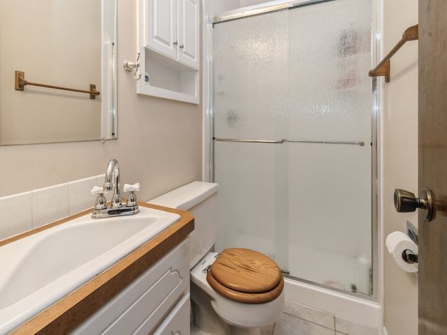 836 E 17th Street N, Newton, IA 50208