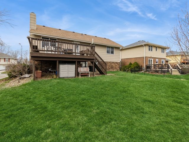 836 E 17th Street N, Newton, IA 50208