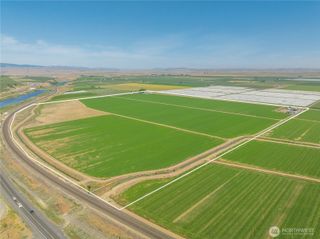 19527 Road 10.5 NW, Quincy, WA 98848