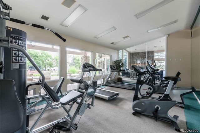 8470 S Little Rock Way S 101, Highlands Ranch, CO 80126