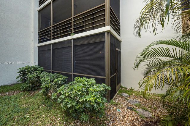 671 NE 195th Street 114E, Miami, FL 33179