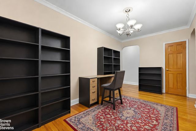 6735 Yellowstone Blvd Apt 2B, New York City, NY 11375