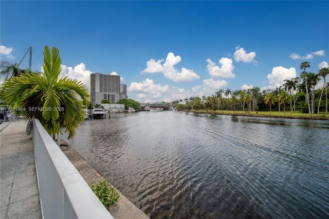 1720 NW N River Dr 613, Miami, FL 33125