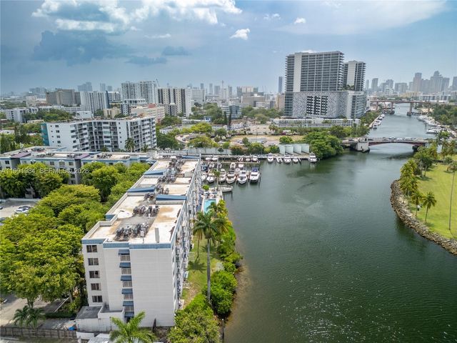 1720 NW N River Dr 613, Miami, FL 33125