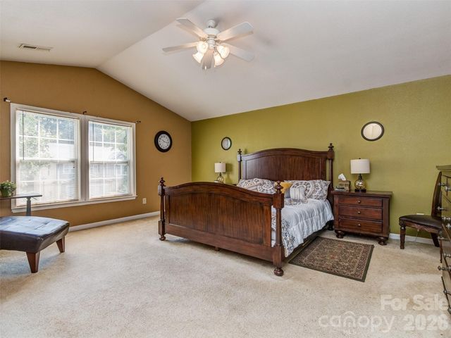 7829 Ponderosa Pine Lane, Charlotte, NC 28215