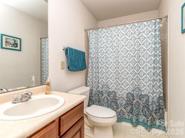 7829 Ponderosa Pine Lane, Charlotte, NC 28215
